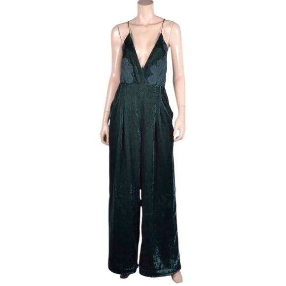 Free People Velvet Jumpsuit Wide Leg Emerald Green Size Medium Deep V Neck - Picture 9 of 10